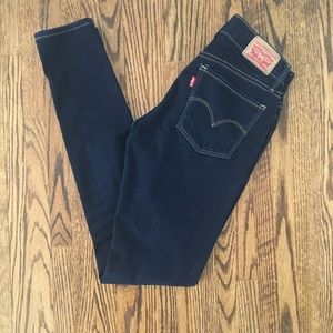 Levi’s 710 Super Skinny Jeans